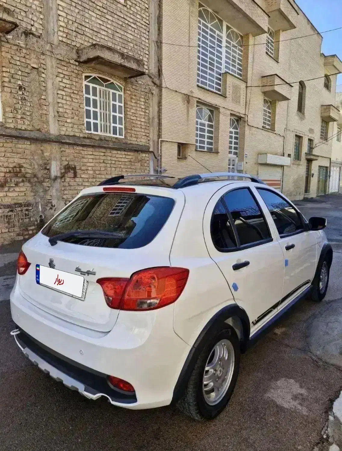 کوییک ار سفید مشکی مدل ۴۰۱|خودرو سواری و وانت|بندر کنگان, |دیوار