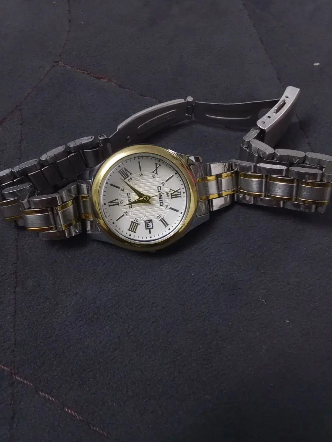 ساعت می زنانه|ساعت|قم, شهرک امام حسین|دیوار