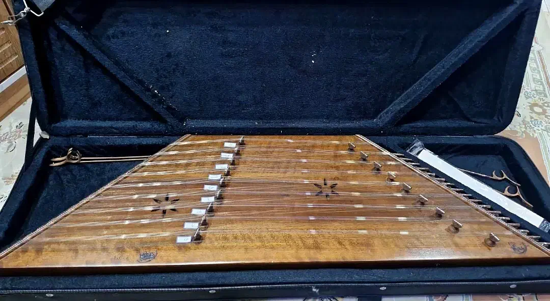 سنتور گردو حرفه ای|سازهای سنتی|اهواز, نادری|دیوار