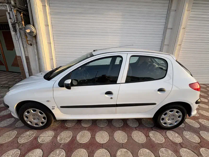 پژو ۲۰۶ تیپ۵|خودرو سواری و وانت|رودسر, |دیوار