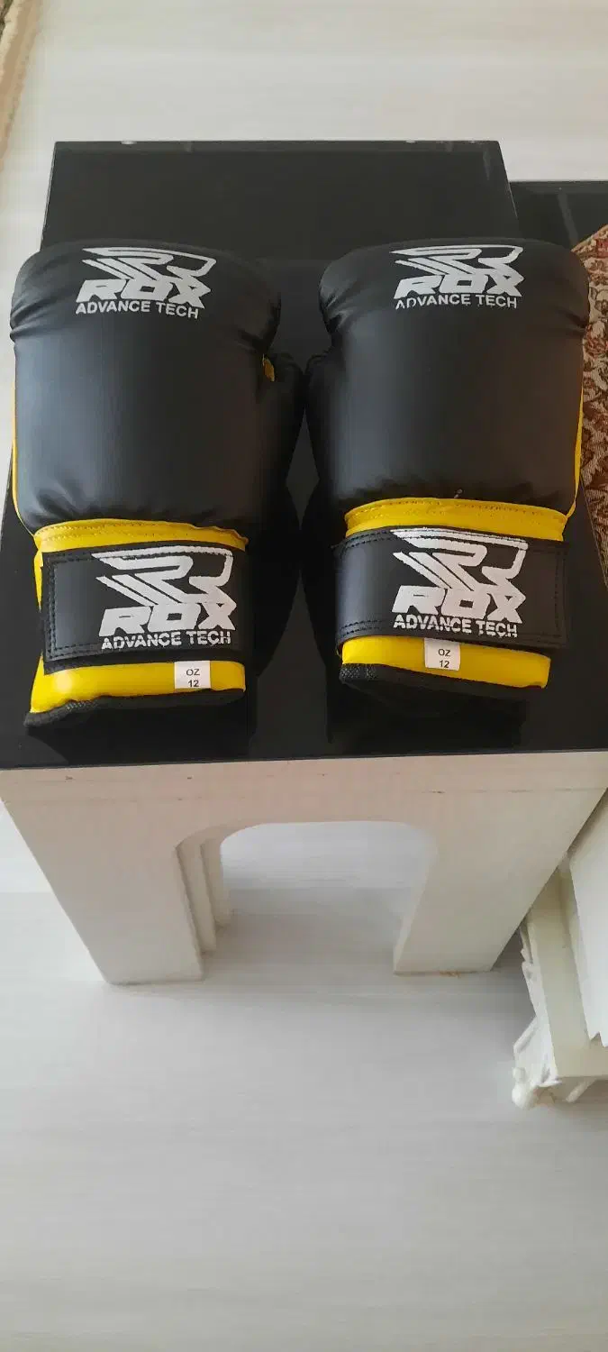 دستکش بوکس پسرانه چرم|تجهیزات ورزشی|اردبیل, |دیوار