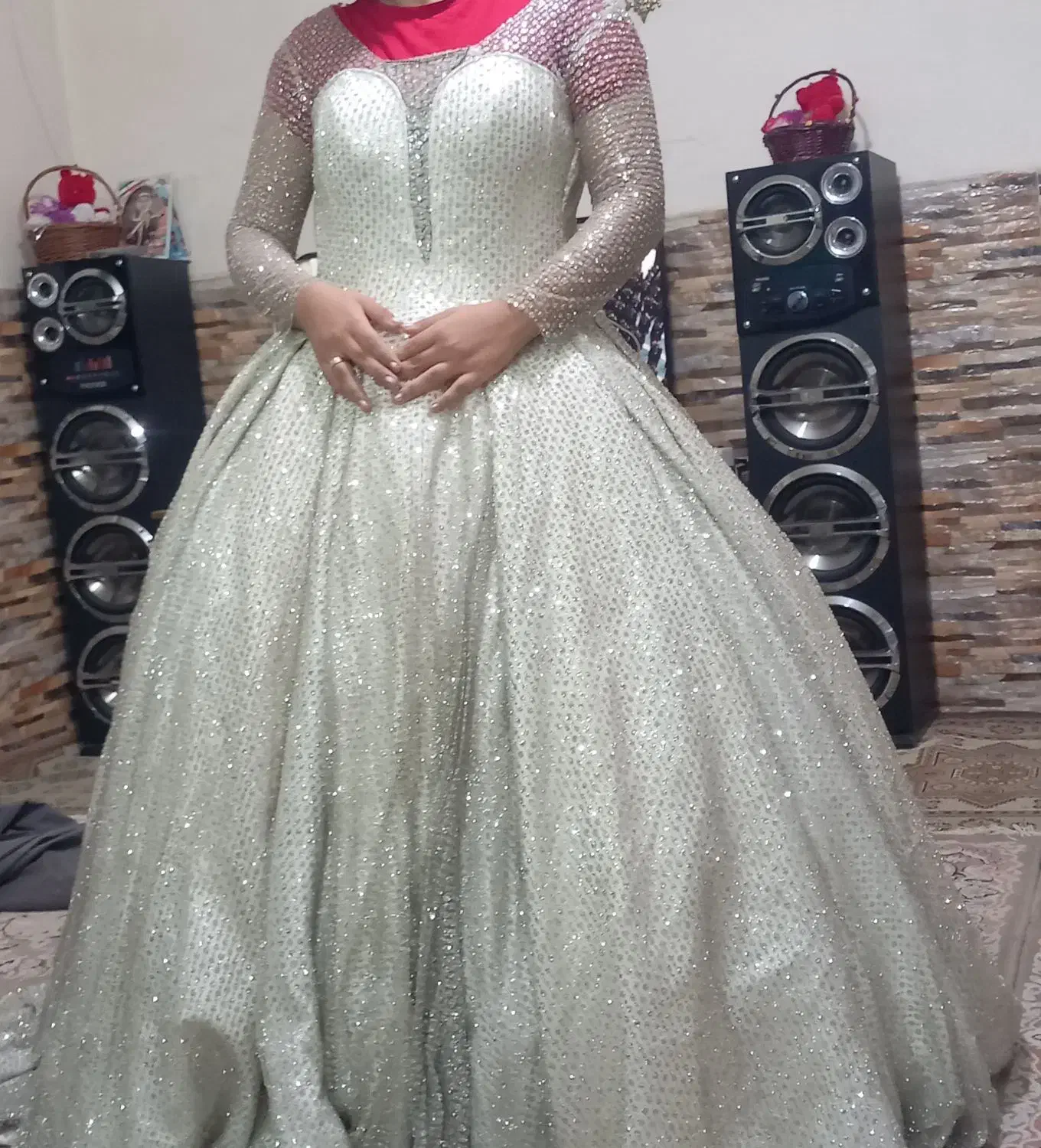 لباس مجلسی تمیز سالم|لباس|بهارستان, |دیوار