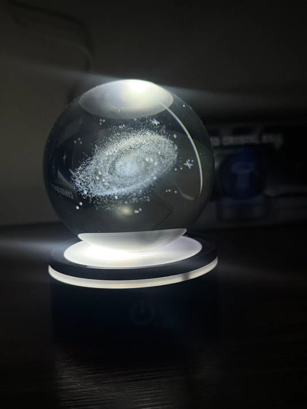 گوی کهکشانی گردون|ریسه و چراغ تزئینی|یزد, |دیوار