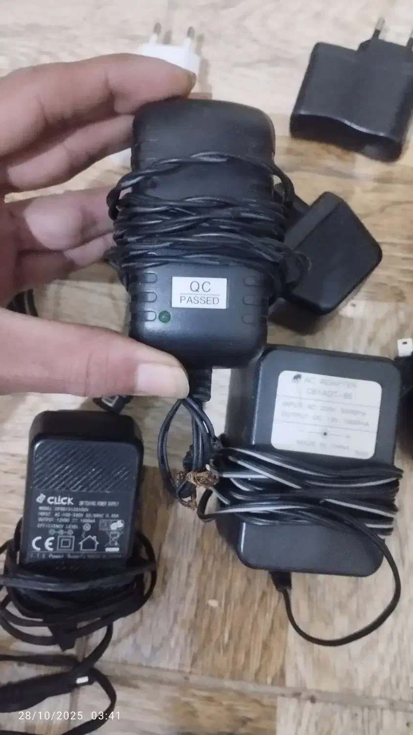 قاب موبایل وشارژر و ادابتور همه اک|لوازم جانبی موبایل و تبلت|محمدشهر, همایون ویلا|دیوار