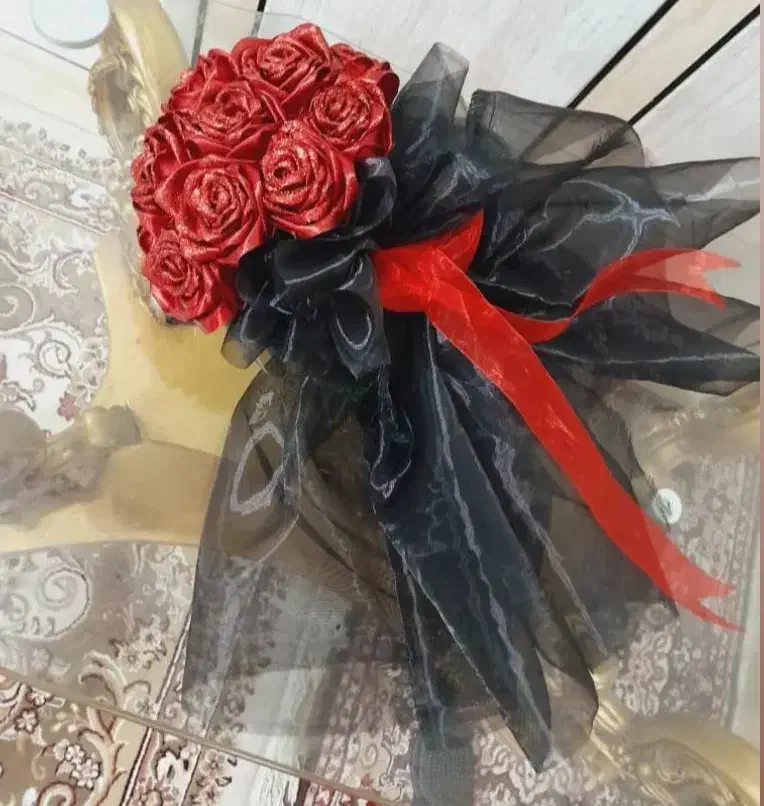 گل رز جاودان روبانی|گل مصنوعی|اهواز, کوی کربن|دیوار