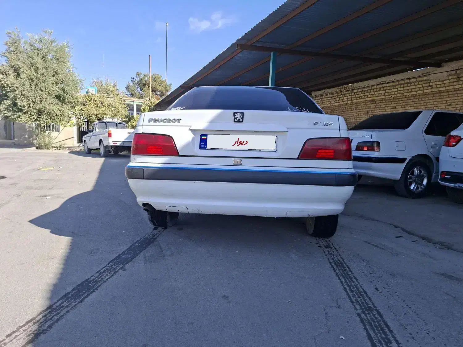 پارس|خودرو سواری و وانت|آباده, |دیوار