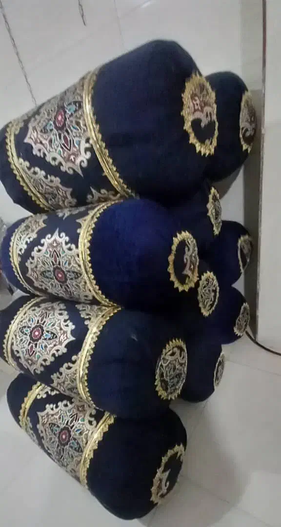 دوخت انواع بالشت کتابی و لوله ای|رختخواب، بالش، پتو|زابل, |دیوار