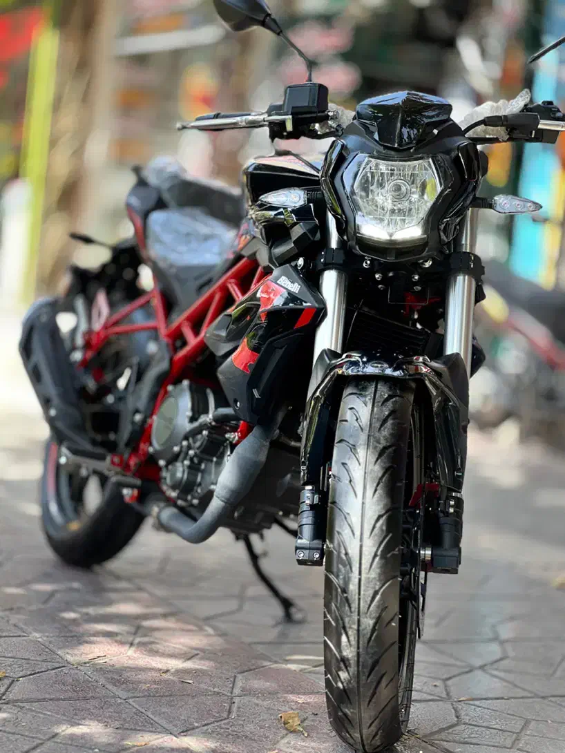 بنلی ۲۵۰ تک سیلندر اقساط|موتورسیکلت|اصفهان, عسگریه|دیوار