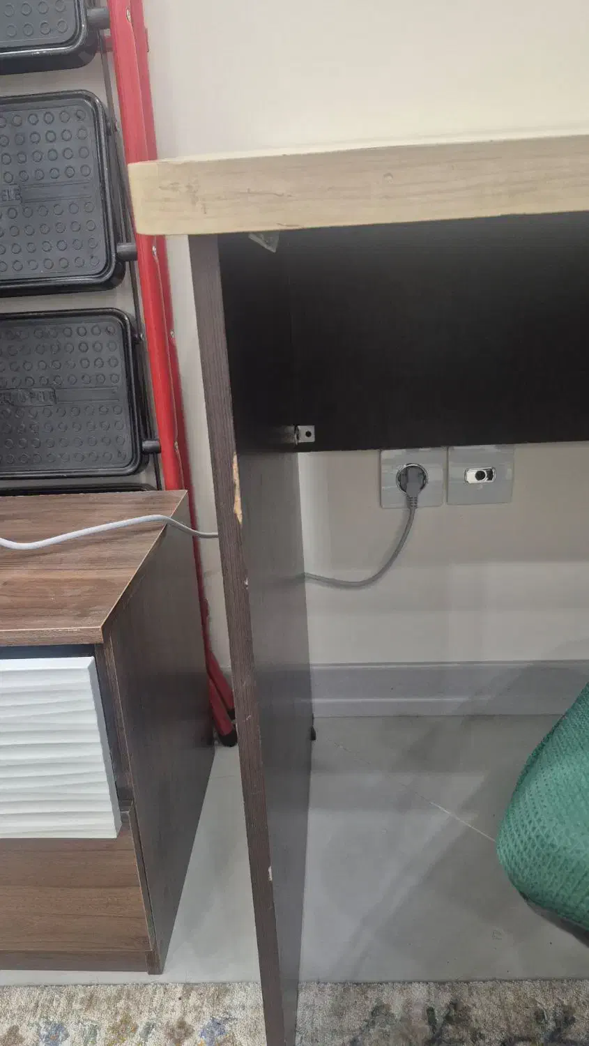 میز و صندلی|میز تحریر و کامپیوتر|اصفهان, کوی شهید کشوری|دیوار