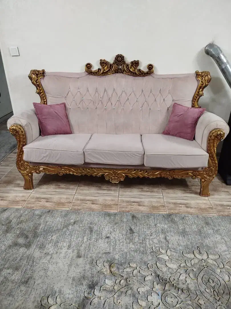 میز و مبل ۷ نفره سلطنتی|مبلمان خانگی و میز عسلی|باقرشهر, |دیوار