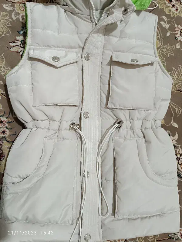 پافر دخترانه سایز4|کفش و لباس بچه|محمدیه-قزوین, |دیوار