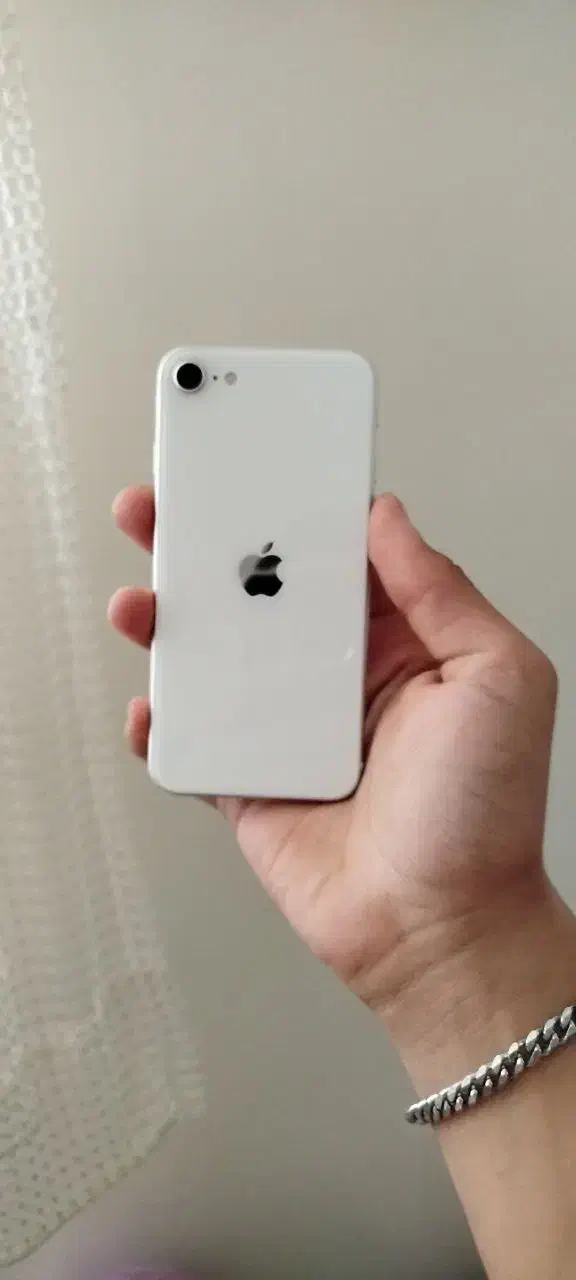 آیفون se2020|موبایل|اصفهان, خلیل آباد|دیوار