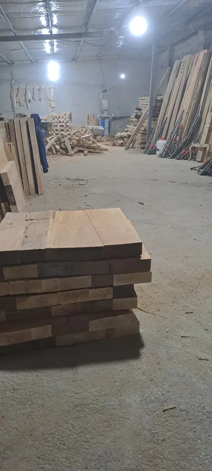 نیروی نجاری نیازمندیم|استخدام صنعتی، فنی، مهندسی|شهریار, شهرک بهاران (ویره)|دیوار