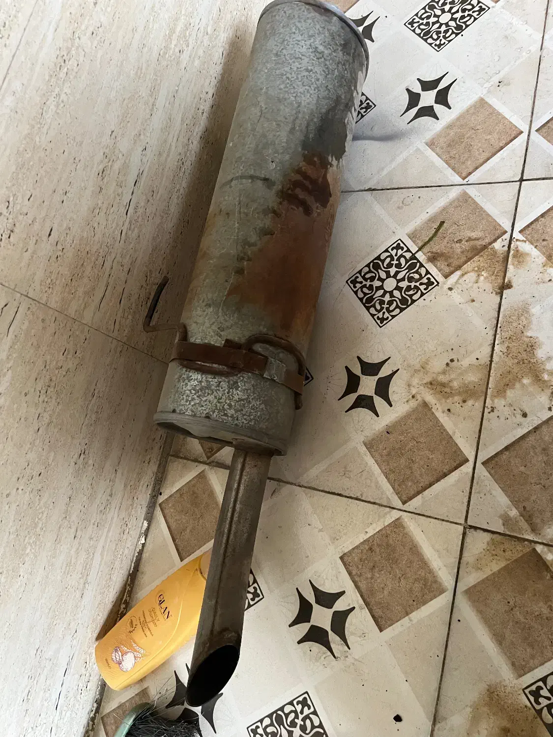 اگزوز فابریک|قطعات یدکی و لوازم جانبی|اهواز, کوی شایسته|دیوار