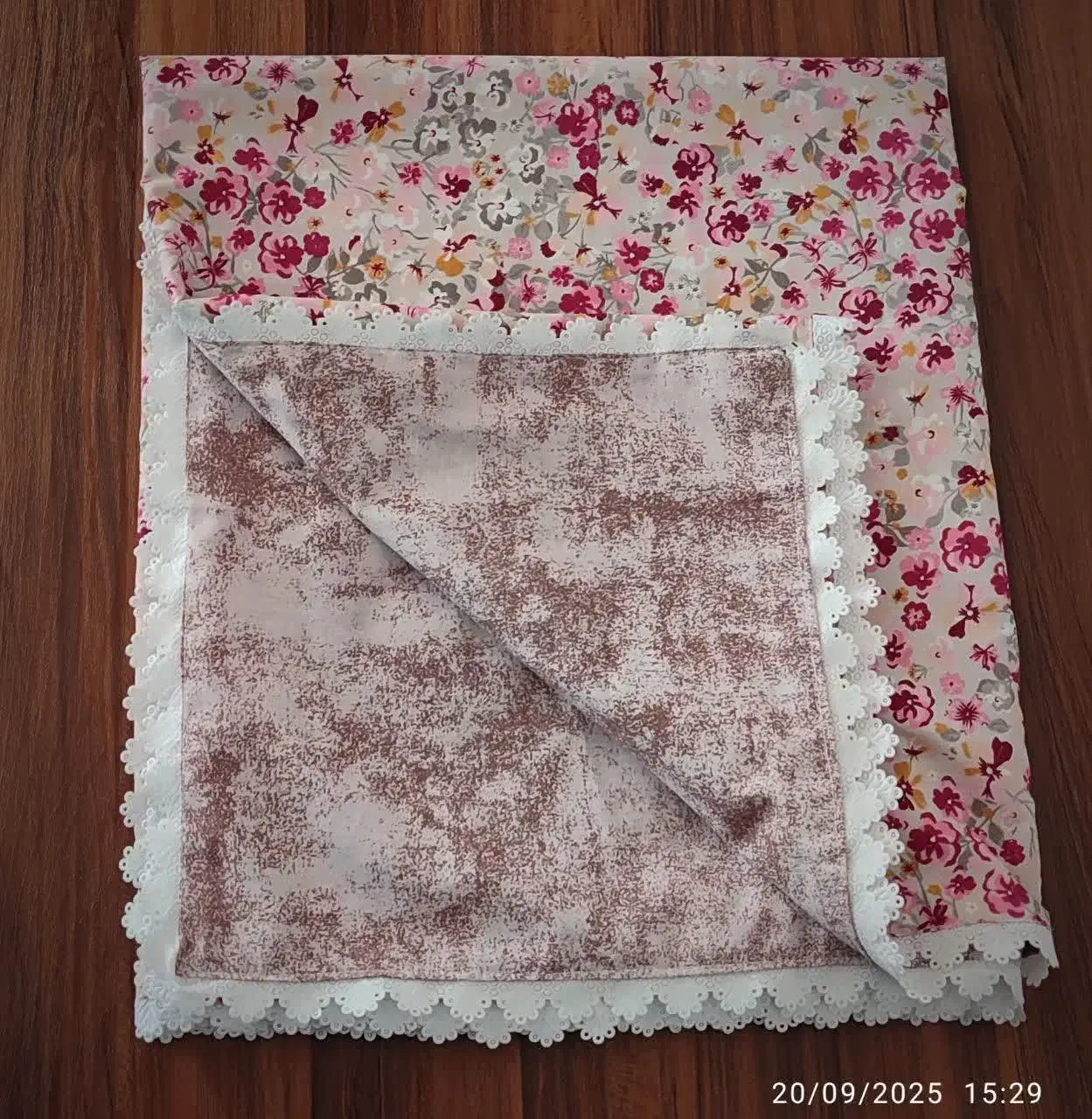 سفره پارچه ای دو رو|سفره، حوله، دستمال آشپزخانه|بروجرد, |دیوار