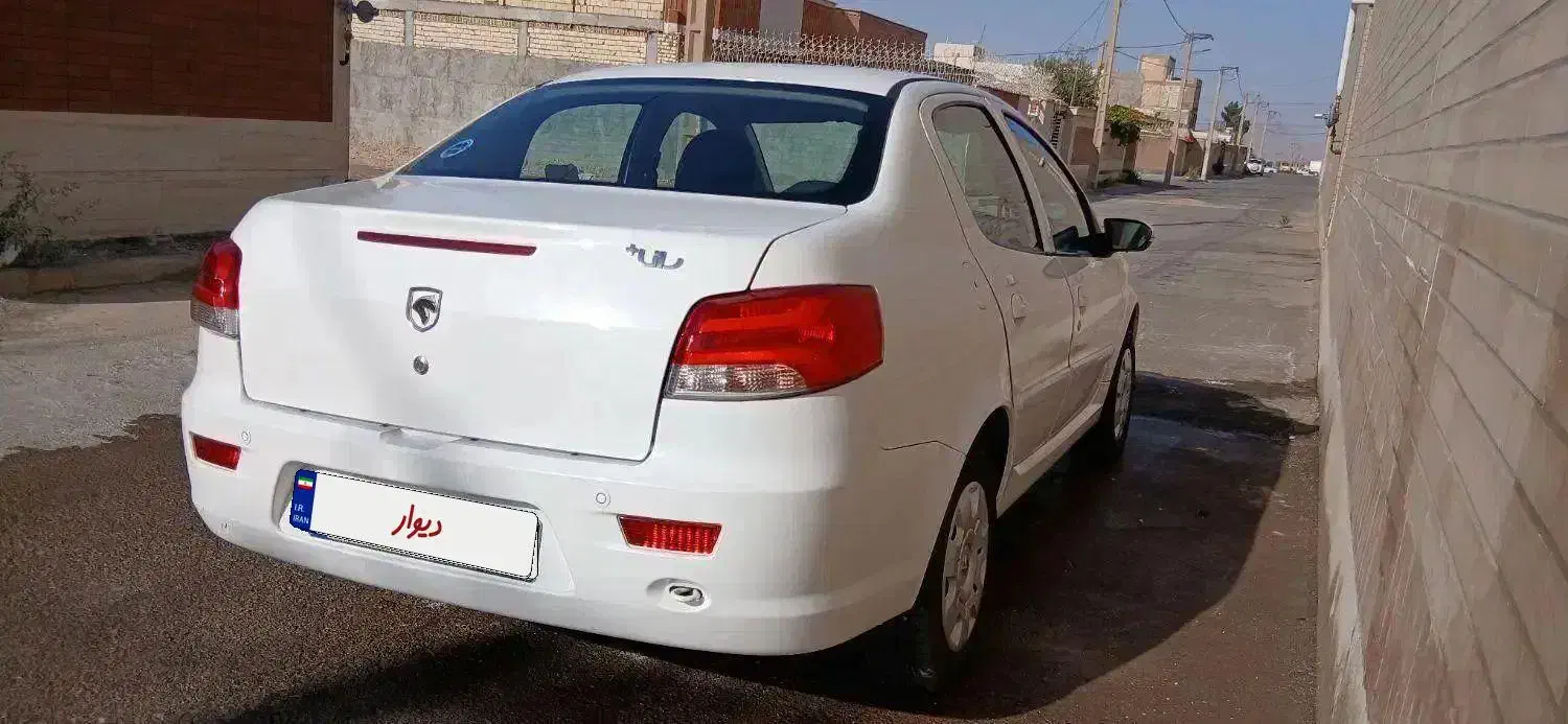 رانا پلاس ارتقاع یافته ۱۴۰۳ تمیز در حد صفر|خودرو سواری و وانت|بروجن, |دیوار