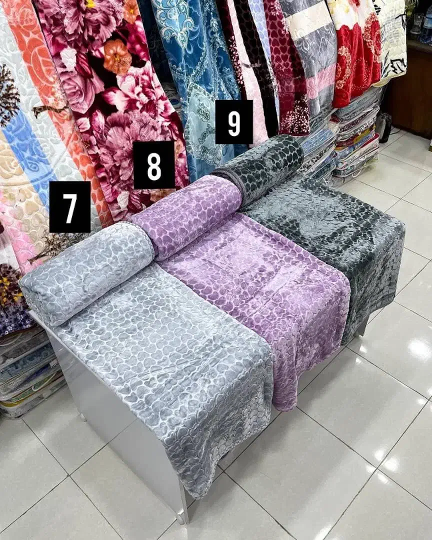 فروش وقرعه انواع پتو وارداتی|رختخواب، بالش، پتو|تربت جام, میان جام|دیوار