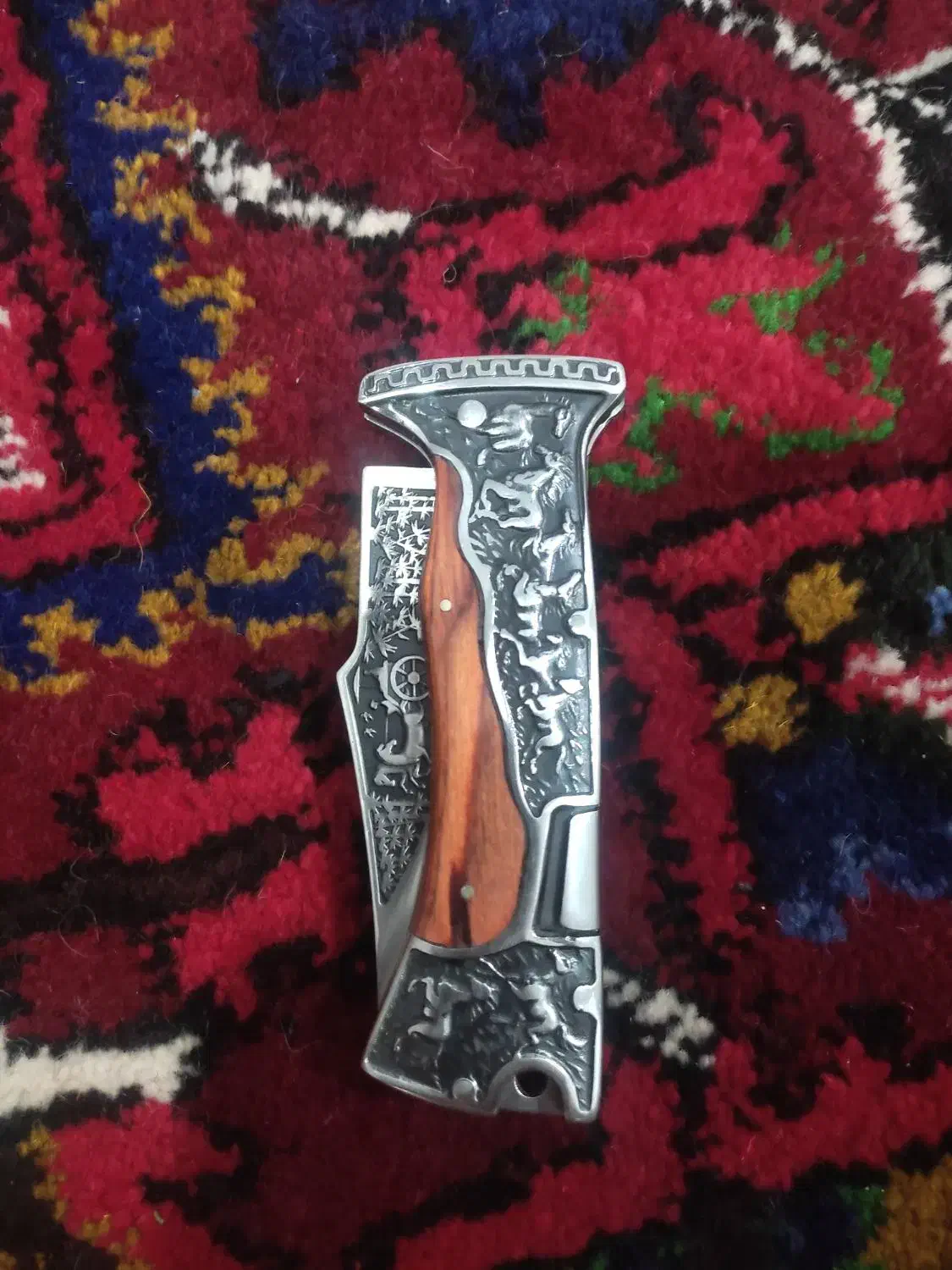 چاقو کوهنوردی|کلکسیون اشیاء عتیقه|اهر, |دیوار