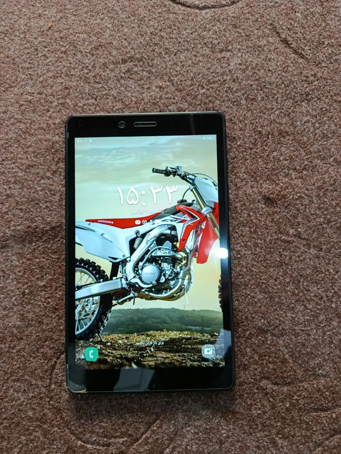 تبلت A 8 0|تبلت|رشت, نخودچر|دیوار