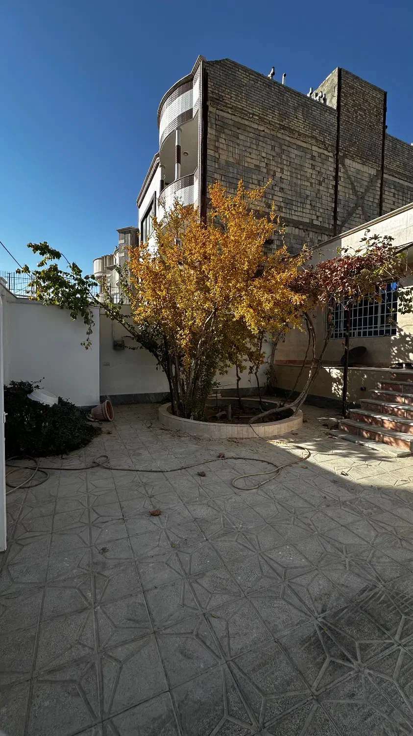 مسکونی خوش نقشه ویلایی بازسازی شده|فروش خانه و ویلا|گرمه, |دیوار