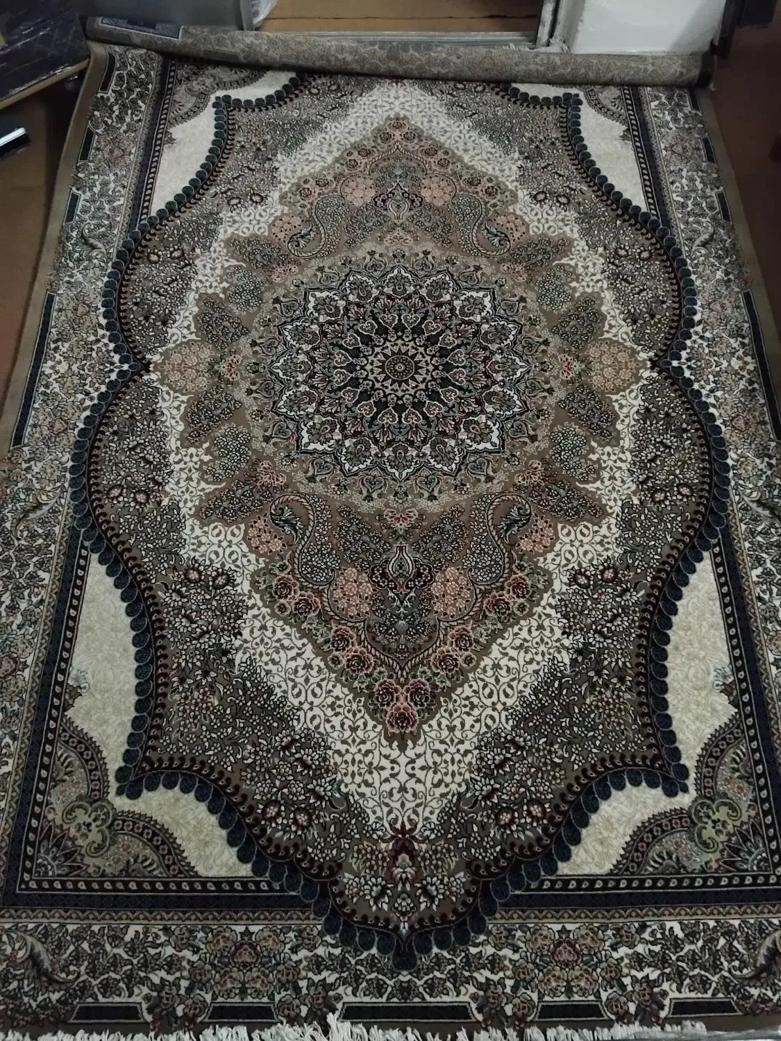 قالی و مبل|فرش|گرگان, |دیوار