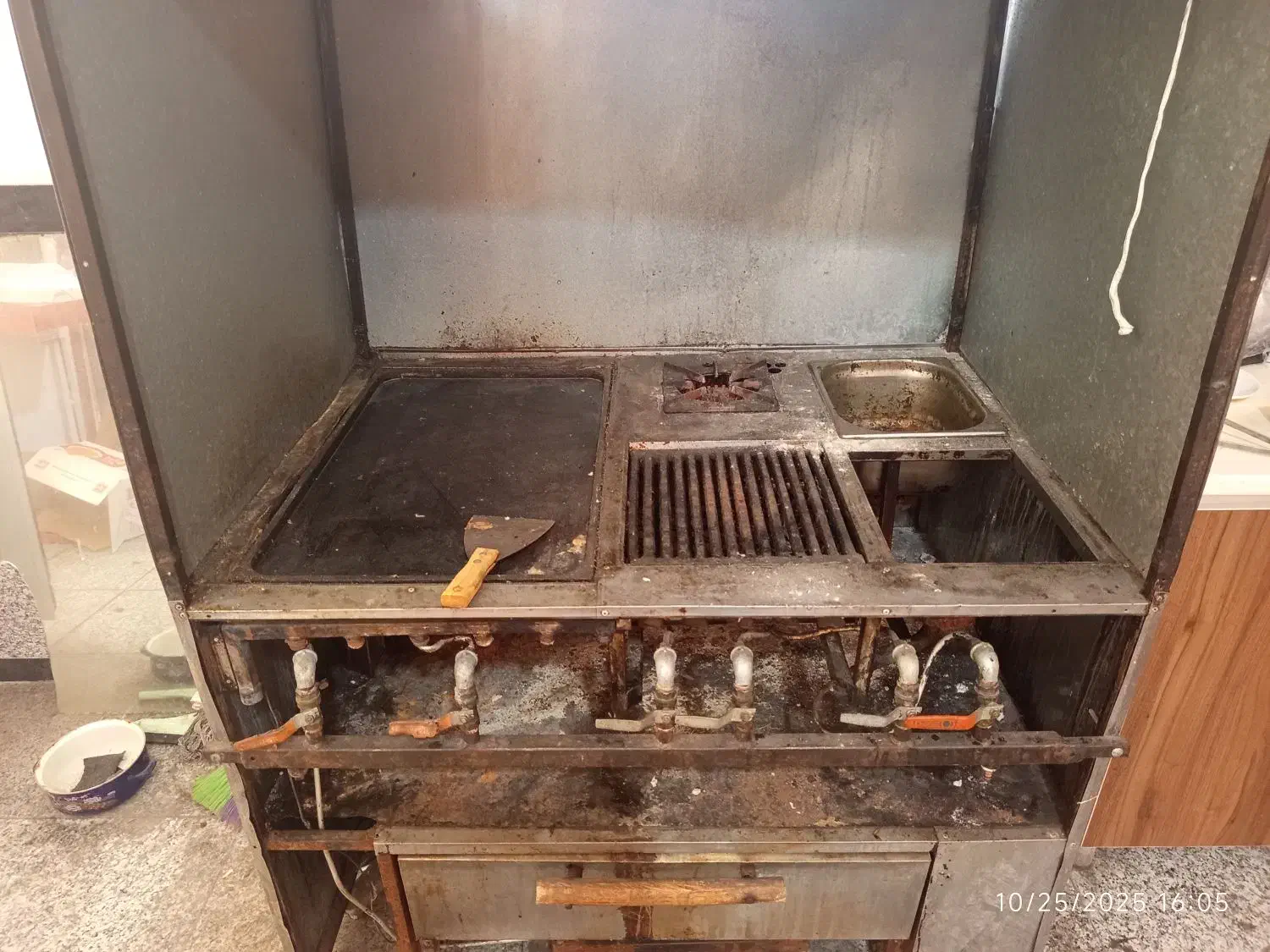 فر ساندویج و پیتزا|کافی‌شاپ و رستوران|اردبیل, |دیوار