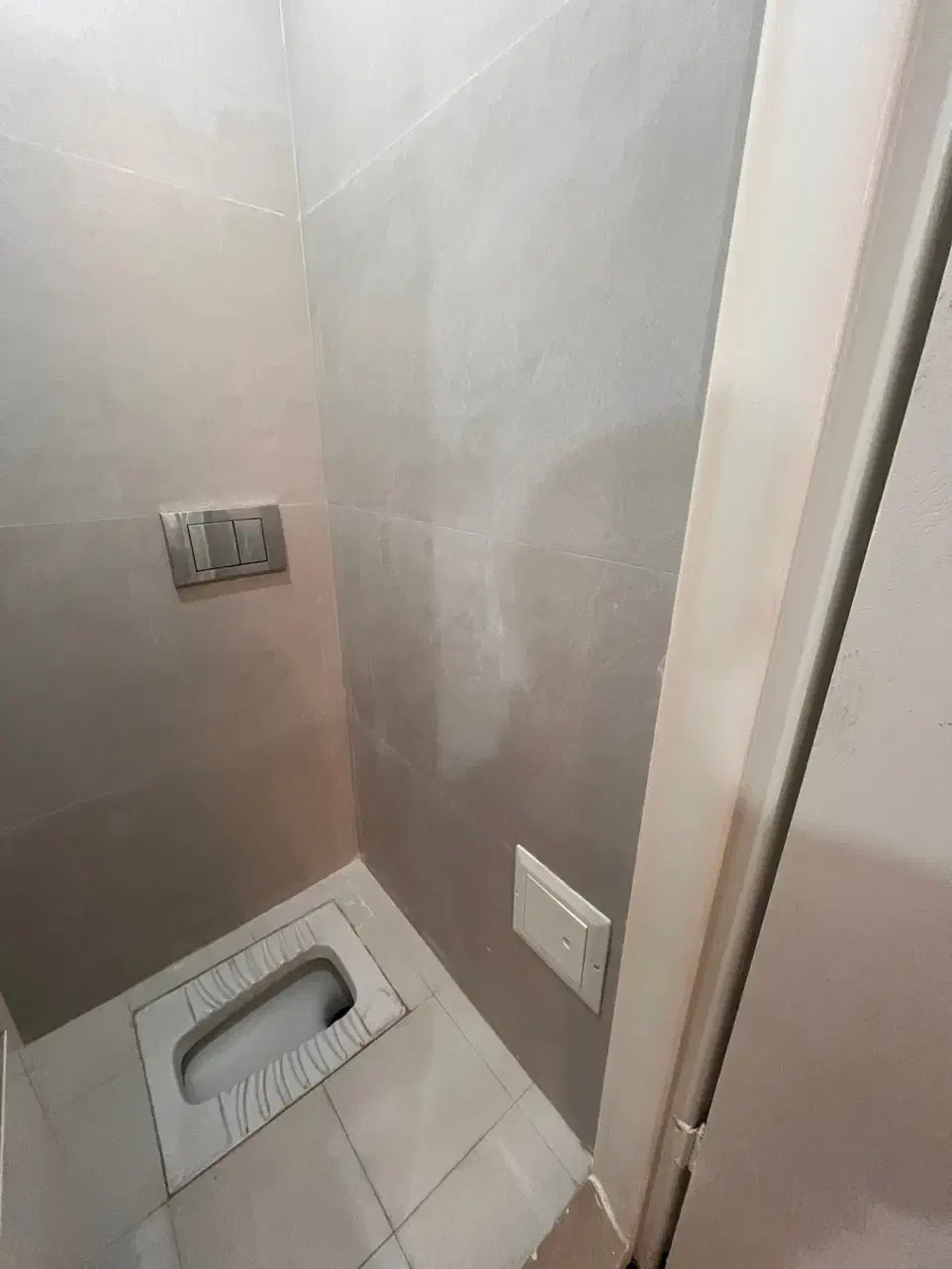 رهن ۵۰ متر عروسک پارکینگ آسانسور ( بریانک )