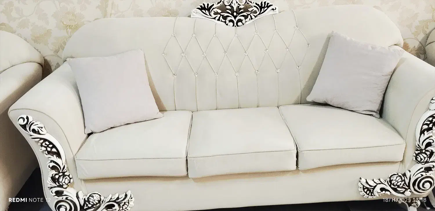 مبل عروس در حد نو|مبلمان خانگی و میز عسلی|تربت جام, کلالی|دیوار