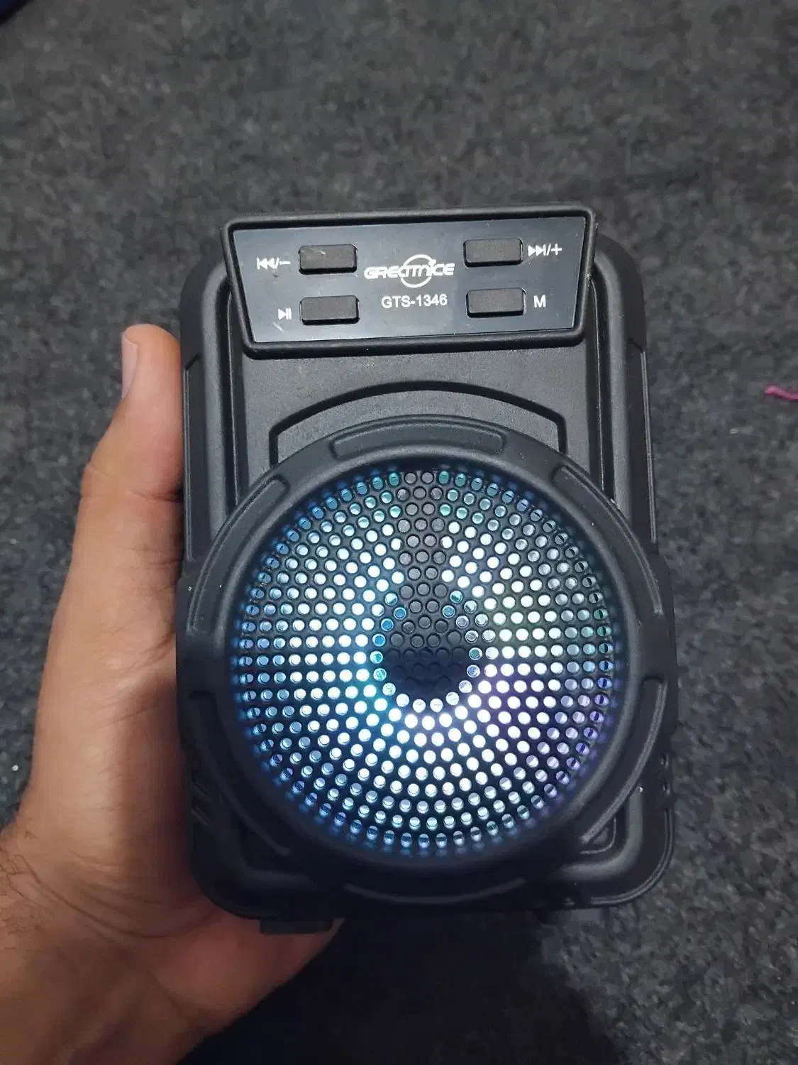 اسپیکر|پخش‌کننده همراه|قم, چهل درخت‎|دیوار