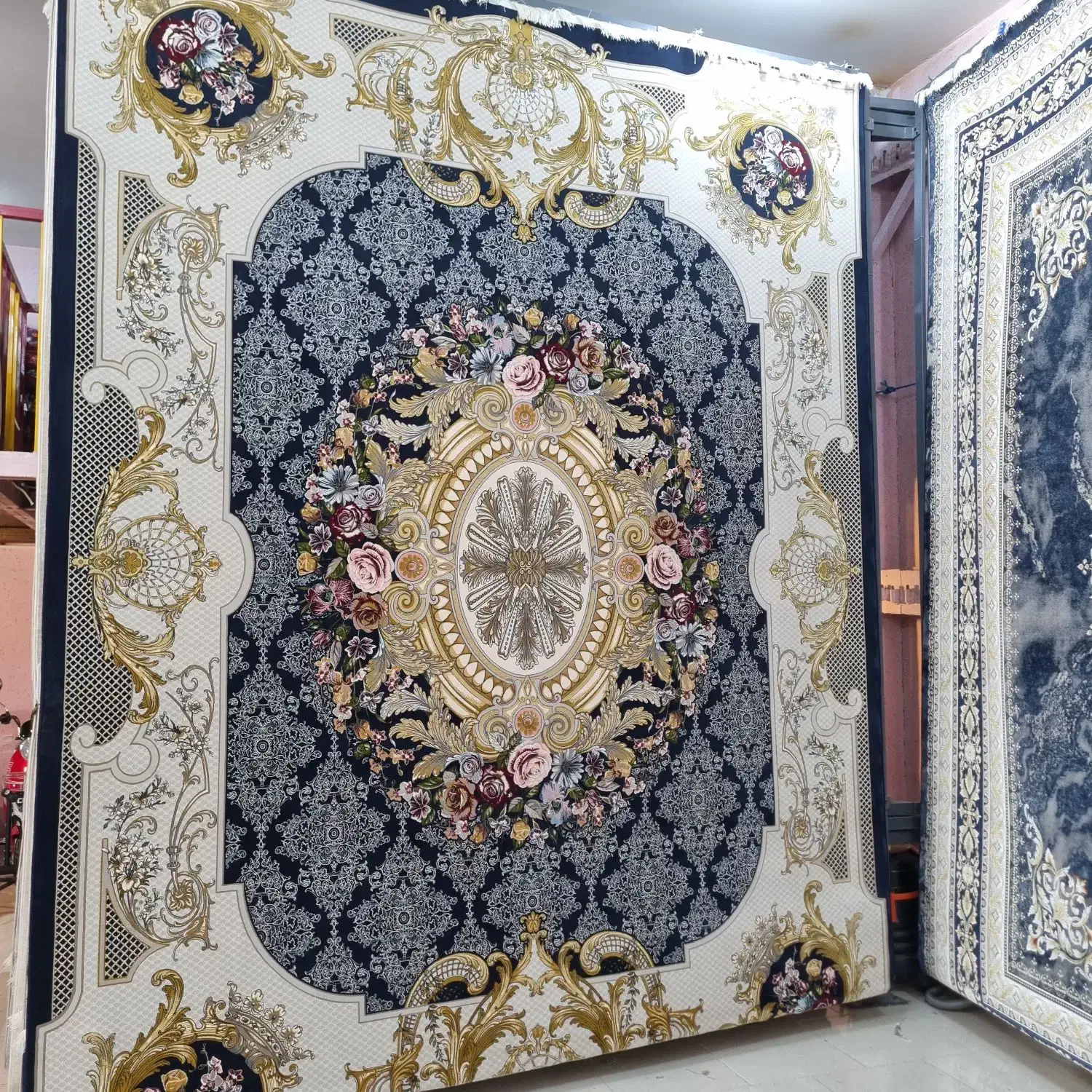 فرش ۱۲ متری ۷۰۰ شانه|فرش|قشم, |دیوار