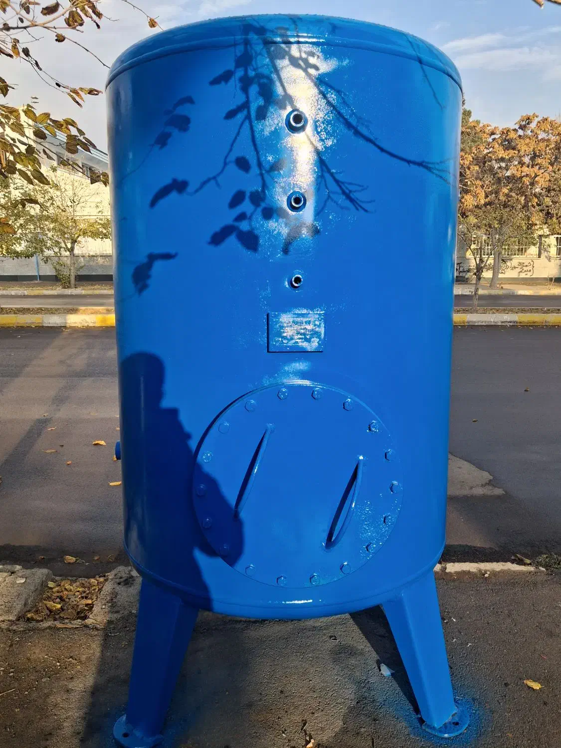 فروش مخزن باد ۲۰۰۰ لیتری|ماشین‌آلات صنعتی|الوند, |دیوار