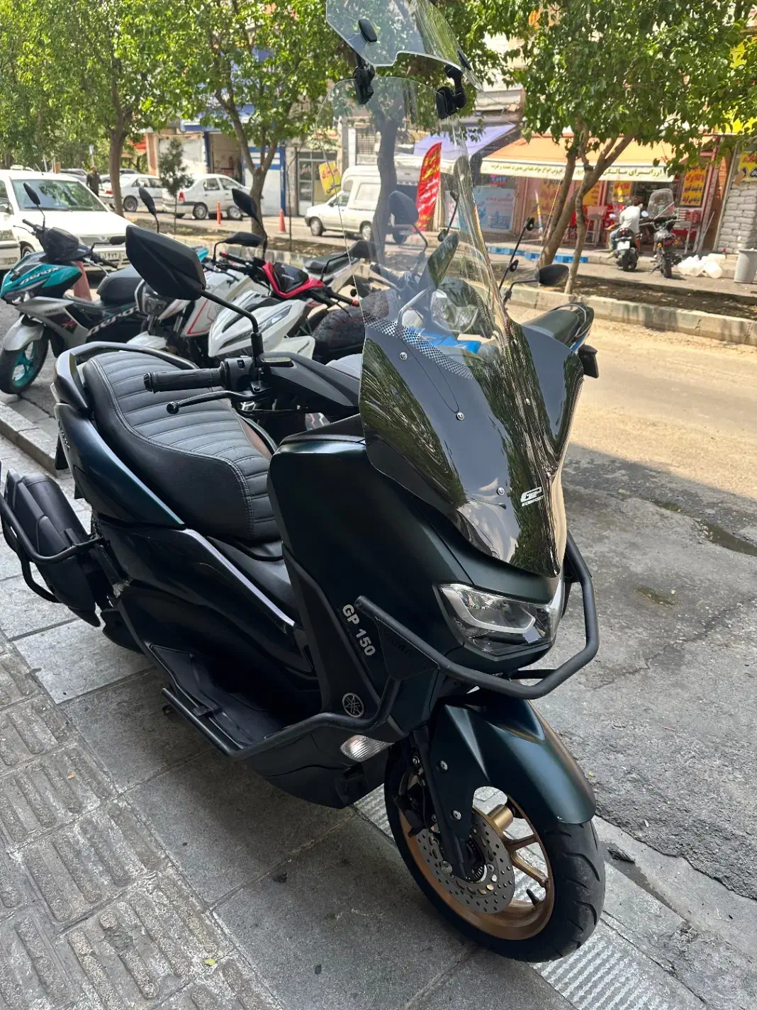 Nmax 1403|موتورسیکلت|تهران, اسفندیاری|دیوار