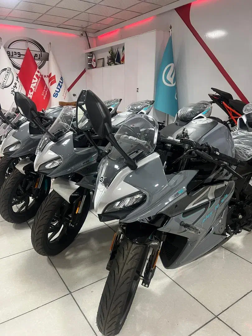 سی اف 250 cc|موتورسیکلت|شیراز, ریشمک|دیوار