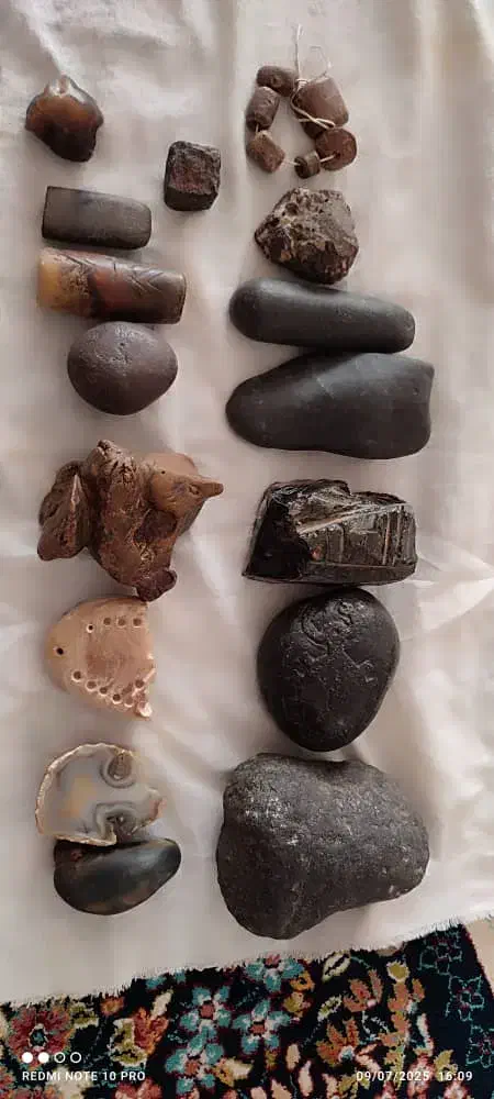 چند قطعه شهاب سنگ دارم|بدلیجات|شهرضا, |دیوار