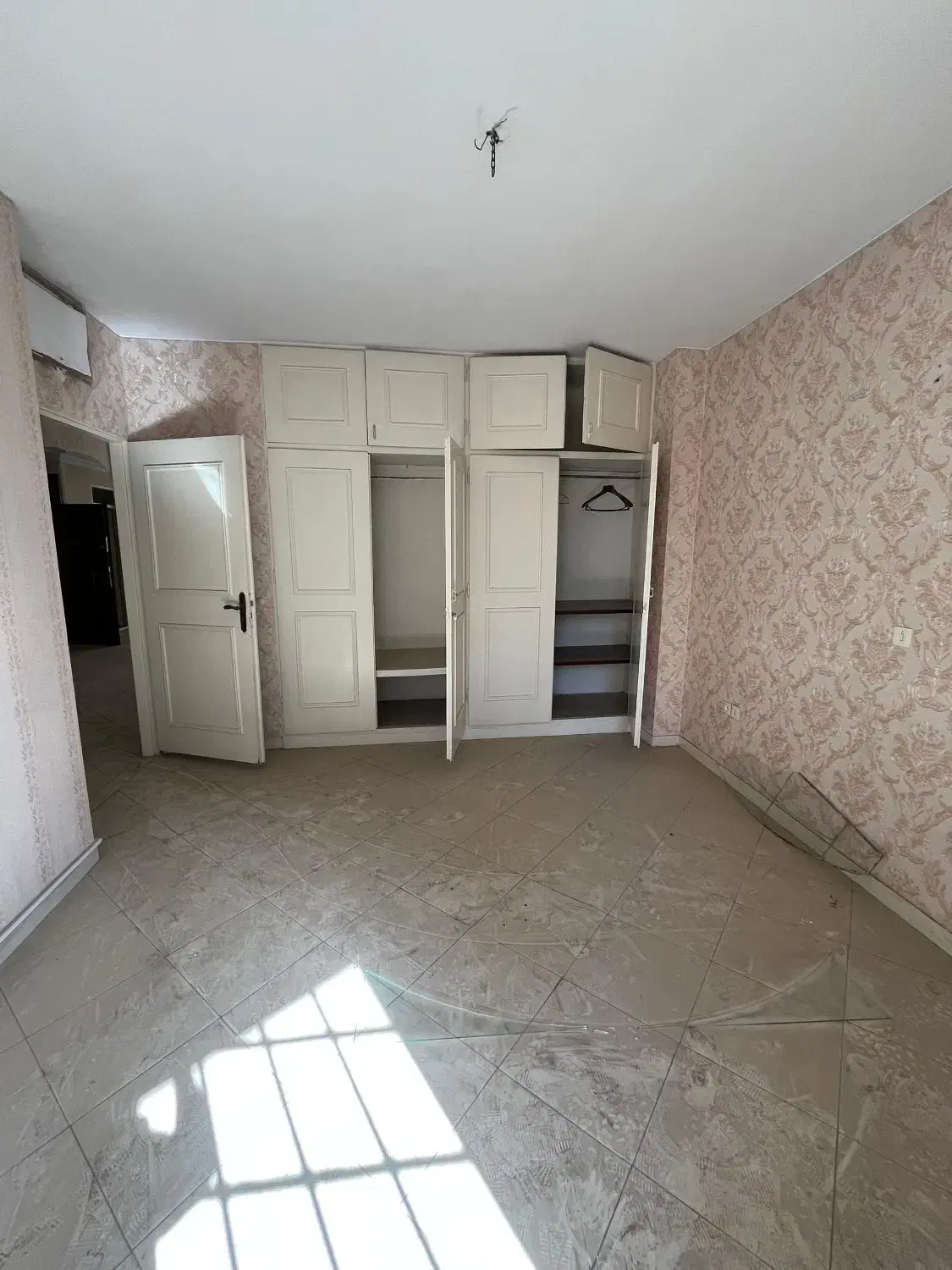 اجاره مستغلات شمال مرزداران ۳ طبقه|اجارهٔ خانه و ویلا|تهران, پردیسان|دیوار