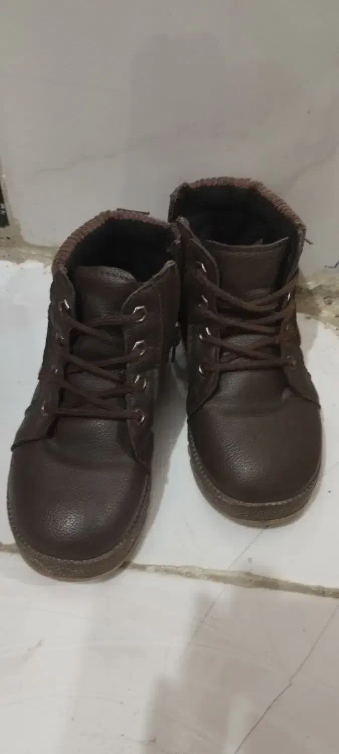 پوتین بچگانه سایز ۲۸|کفش و لباس بچه|سقز, |دیوار