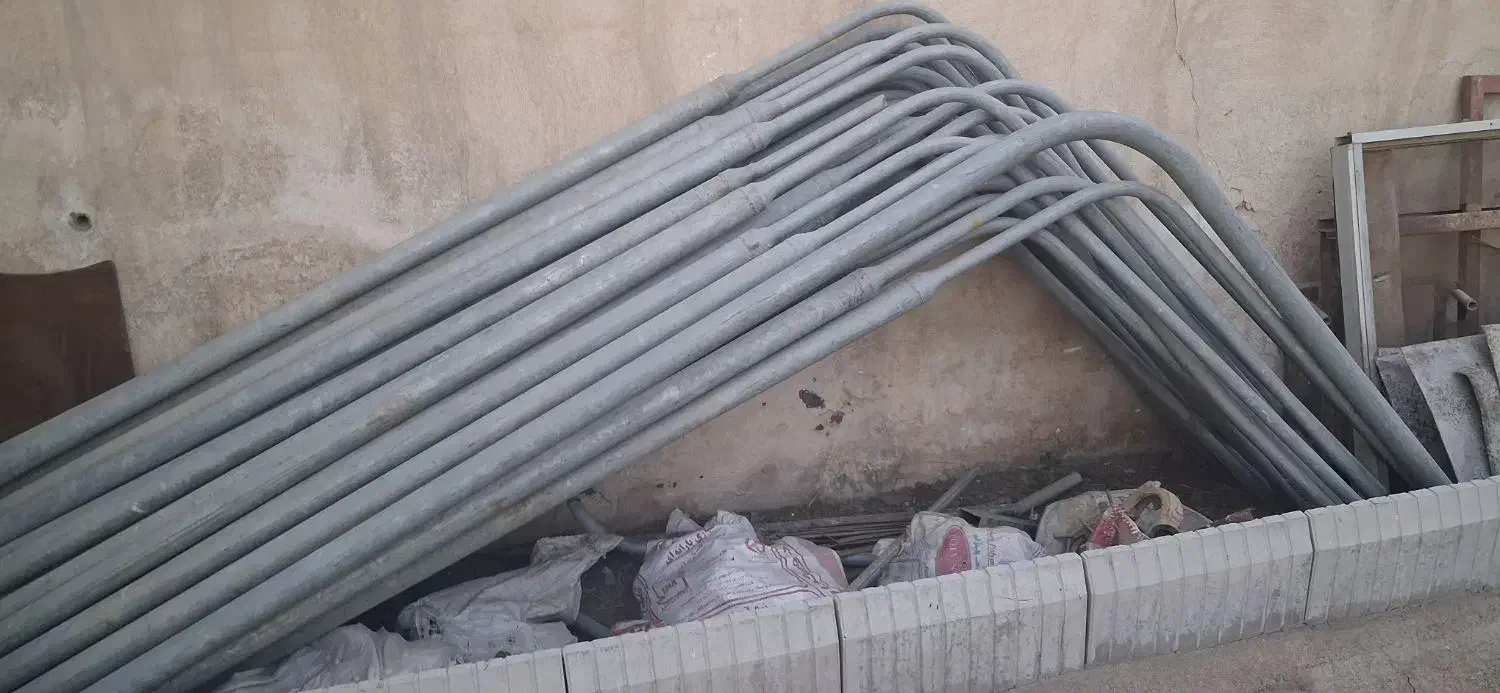 پایه چراغ برق گالوانیزه شده|لامپ و چراغ|اراک, |دیوار