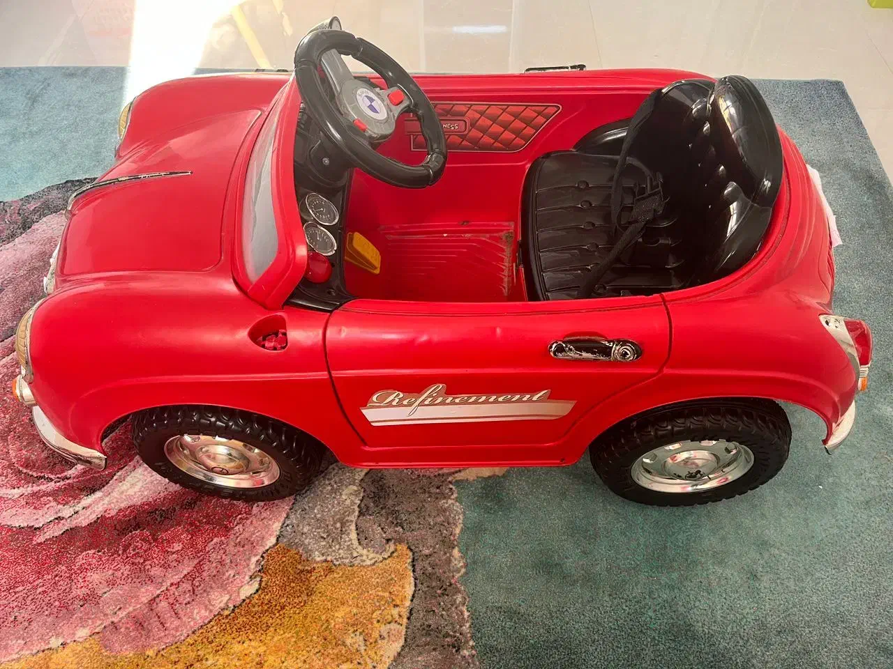 ماشین شارژی|اسباب‌بازی بچه|رشت, گیل|دیوار