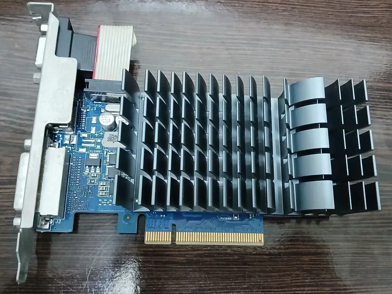 کامپیوتر خانگی سالم|رایانه رومیزی|چاف و چمخاله, |دیوار