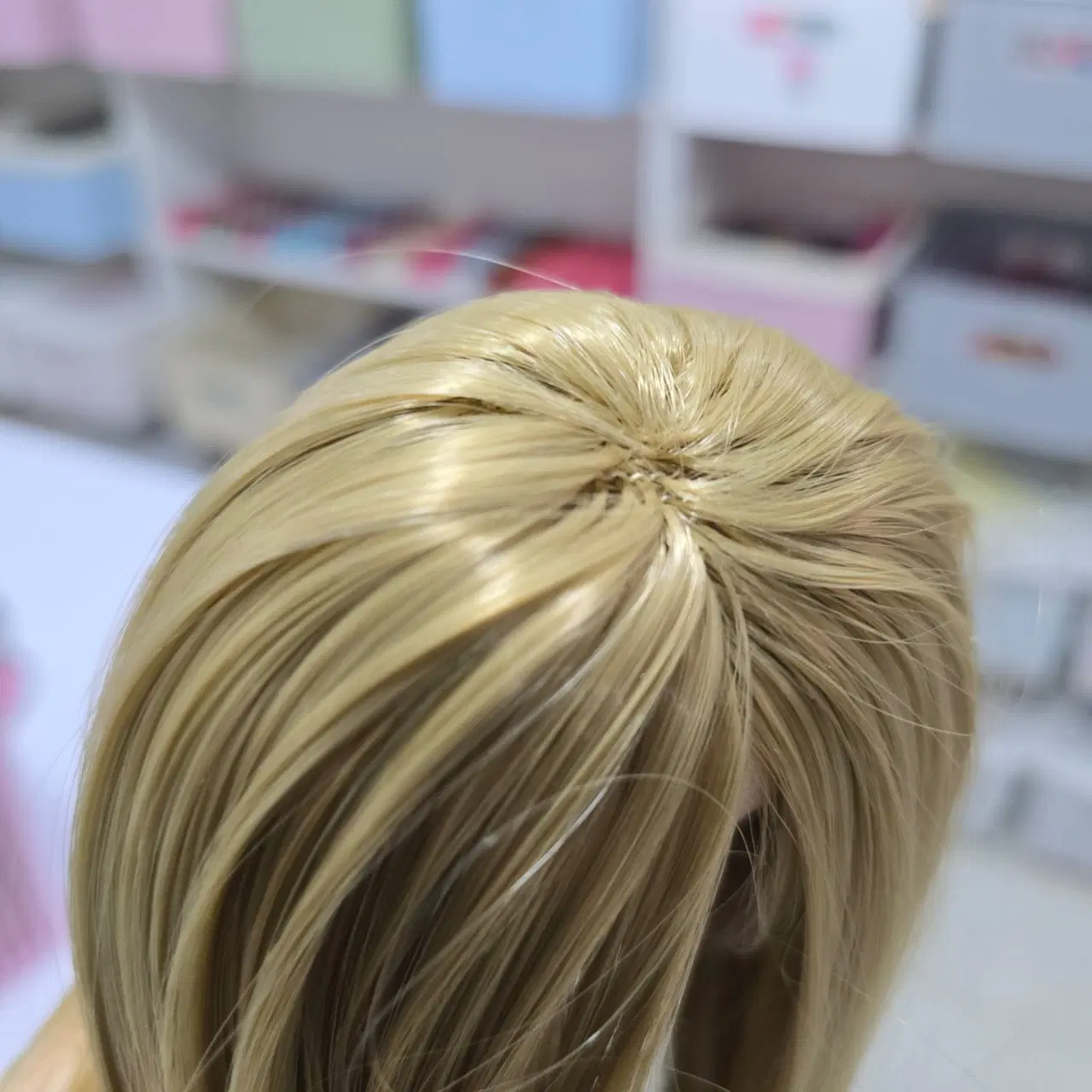 استخدام نیروی حرفهای چسباندن مو عروسک کار در منزل|استخدام صنعتی، فنی، مهندسی|تهران, جنتآباد شمالی|دیوار