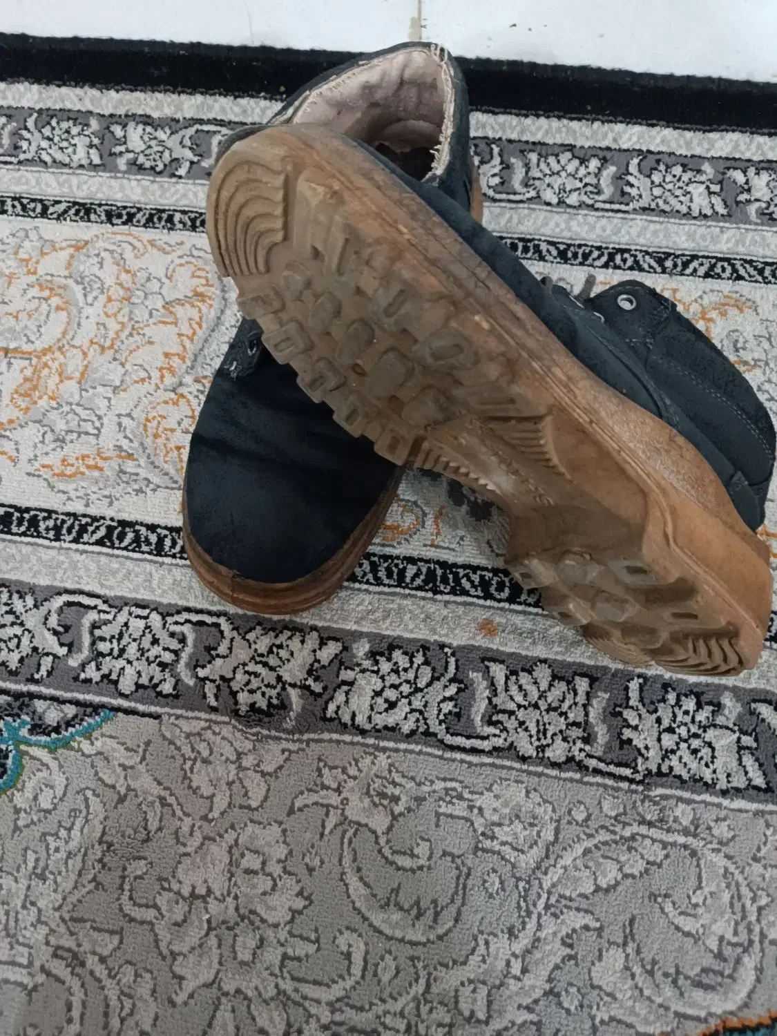 سه جفت کفش اسپرت ونیم پوت ومجلسی چرمی سایز ۴۲ و۴۳|کیف، کفش، کمربند|مشهد, نظام دوست|دیوار