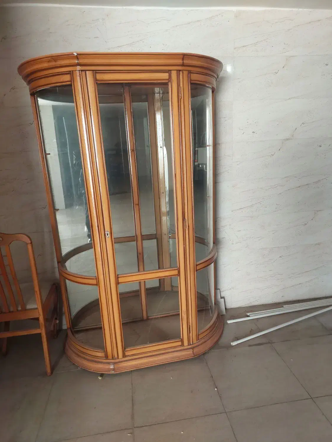 کمد چوبی شیشه ای|جاکفشی، کمد، دراور|شهرکرد, |دیوار