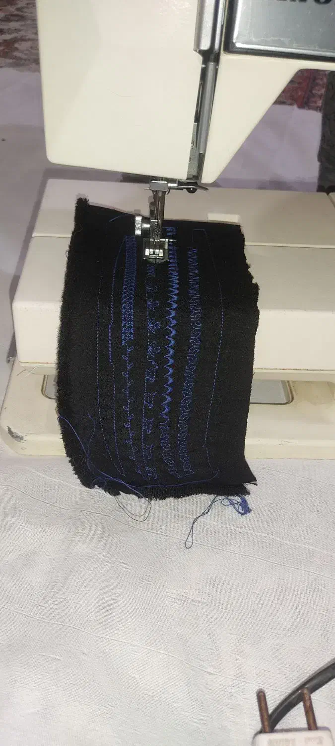 چرخ خیاطی ژانومه ۵۰۰۱|چرخ خیاطی و ریسندگی|قم, نیروگاه|دیوار