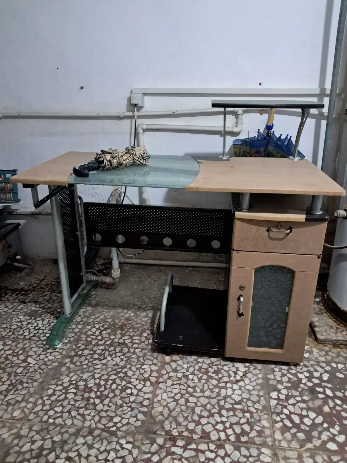 میزکامپیوتر|مبلمان اداری|ساری, |دیوار