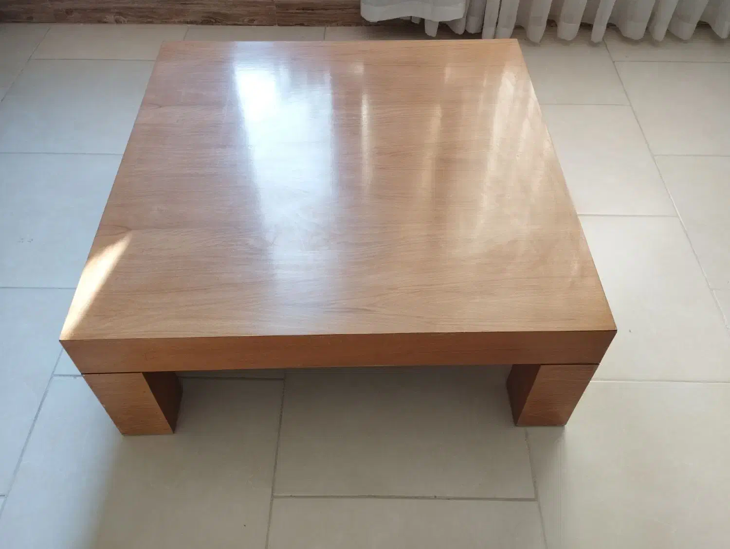 میز جلو مبلی بزرگ دارای کشو و دو عدد کوچک|مبلمان خانگی و میز عسلی|قرچک, زیبا شهر|دیوار