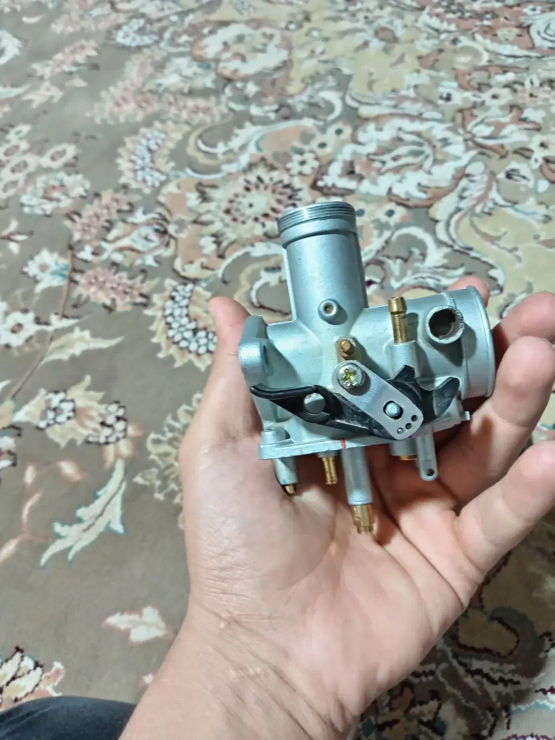 کاربراتور 150 کوکما ناقص (بدنه سالم و تمیز)|قطعات یدکی و لوازم جانبی|نجفآباد, فاز ۲ شهرک آزادگان|دیوار