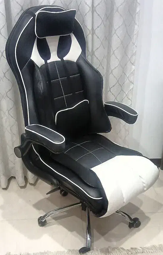 صندلی گیمینگ نو|صندلی و نیمکت|پرند, فاز ۳|دیوار