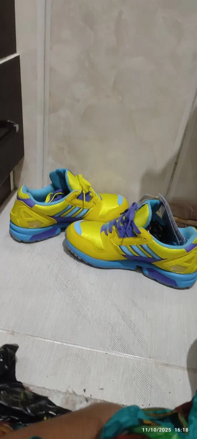 کتونی zx|کیف، کفش، کمربند|نسیمشهر, |دیوار