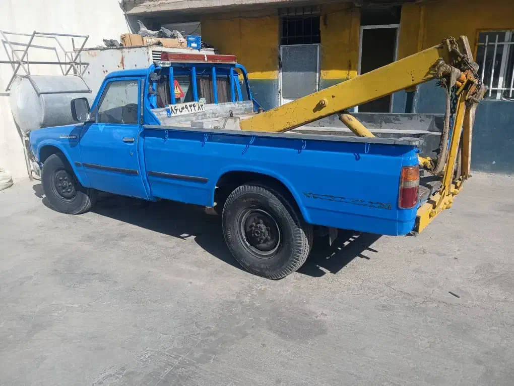 نیسان جرثقیل دیزل مدل۹۸ تحویل برج ۱۲ سال ۹۹|خودرو سواری و وانت|شیراز, شهرک مخابرات|دیوار