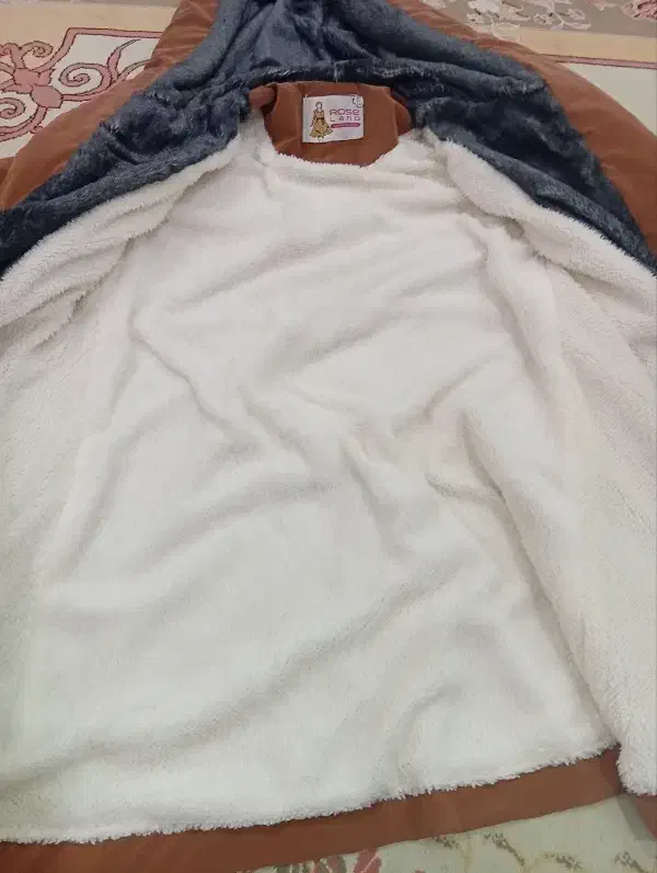 کاپشن زنانه|لباس|قروه, |دیوار